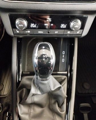 Skoda Kamiq cena 103900 przebieg: 21900, rok produkcji 2023 z Legnica małe 277